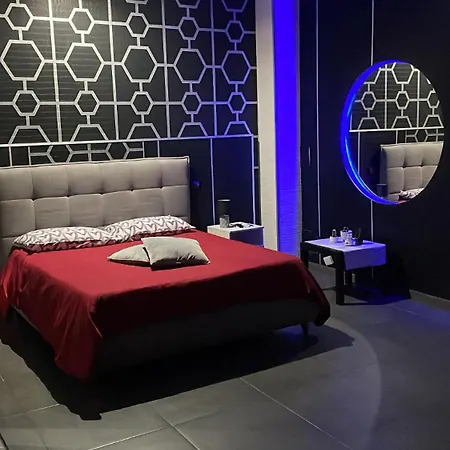 Luxury Mimi Бари